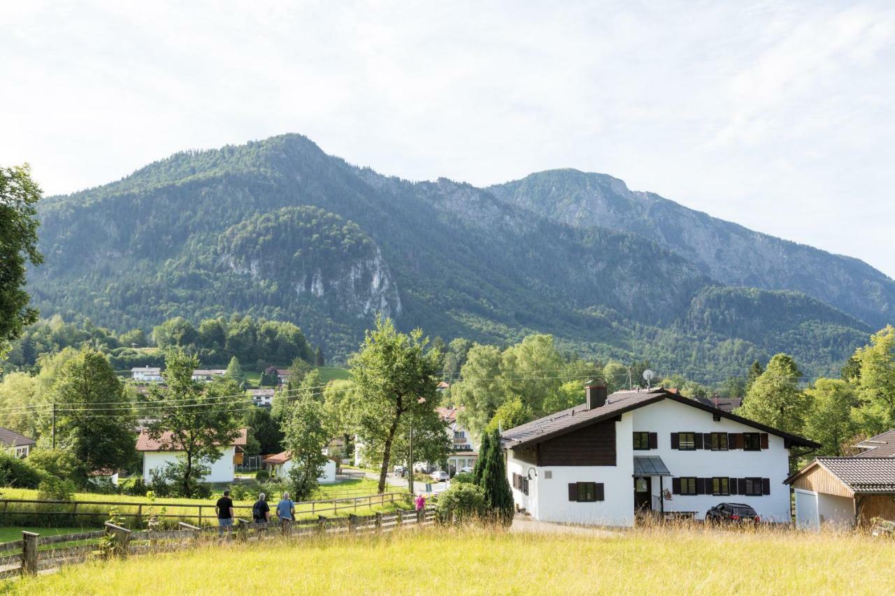 Berg Blick Jugendherberge Mit Privatzimmer Kochel am See Exterior photo
